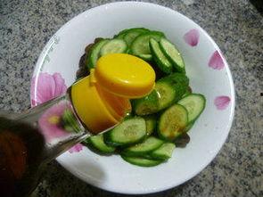 网红吃的小瓜怎么做的,简单美味，轻松上手的夏日消暑佳品